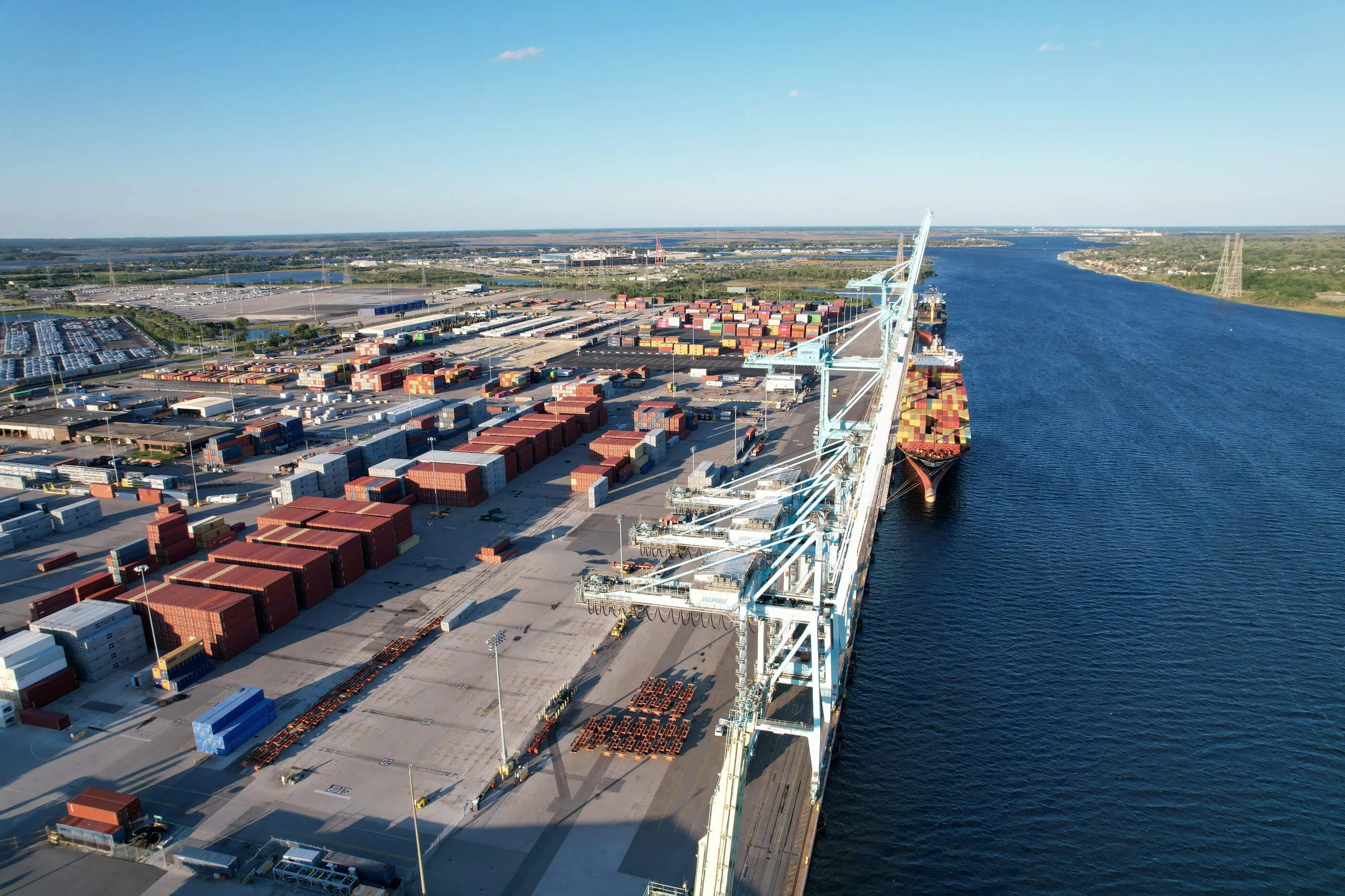 jacksonville port with containers