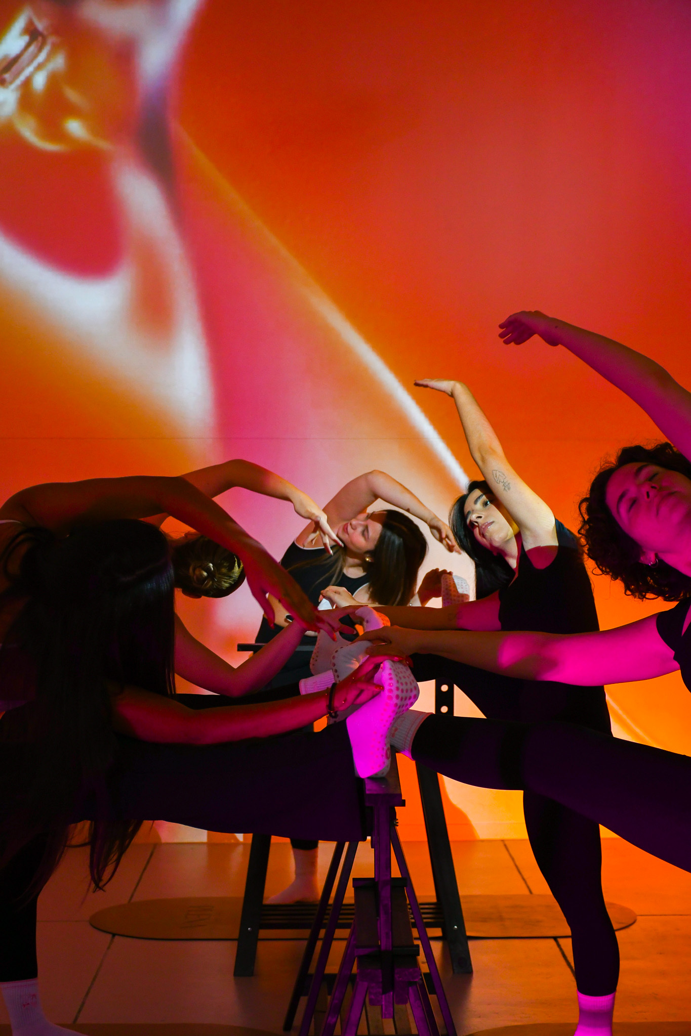 BARRE IN LIGHT with Studio Plena