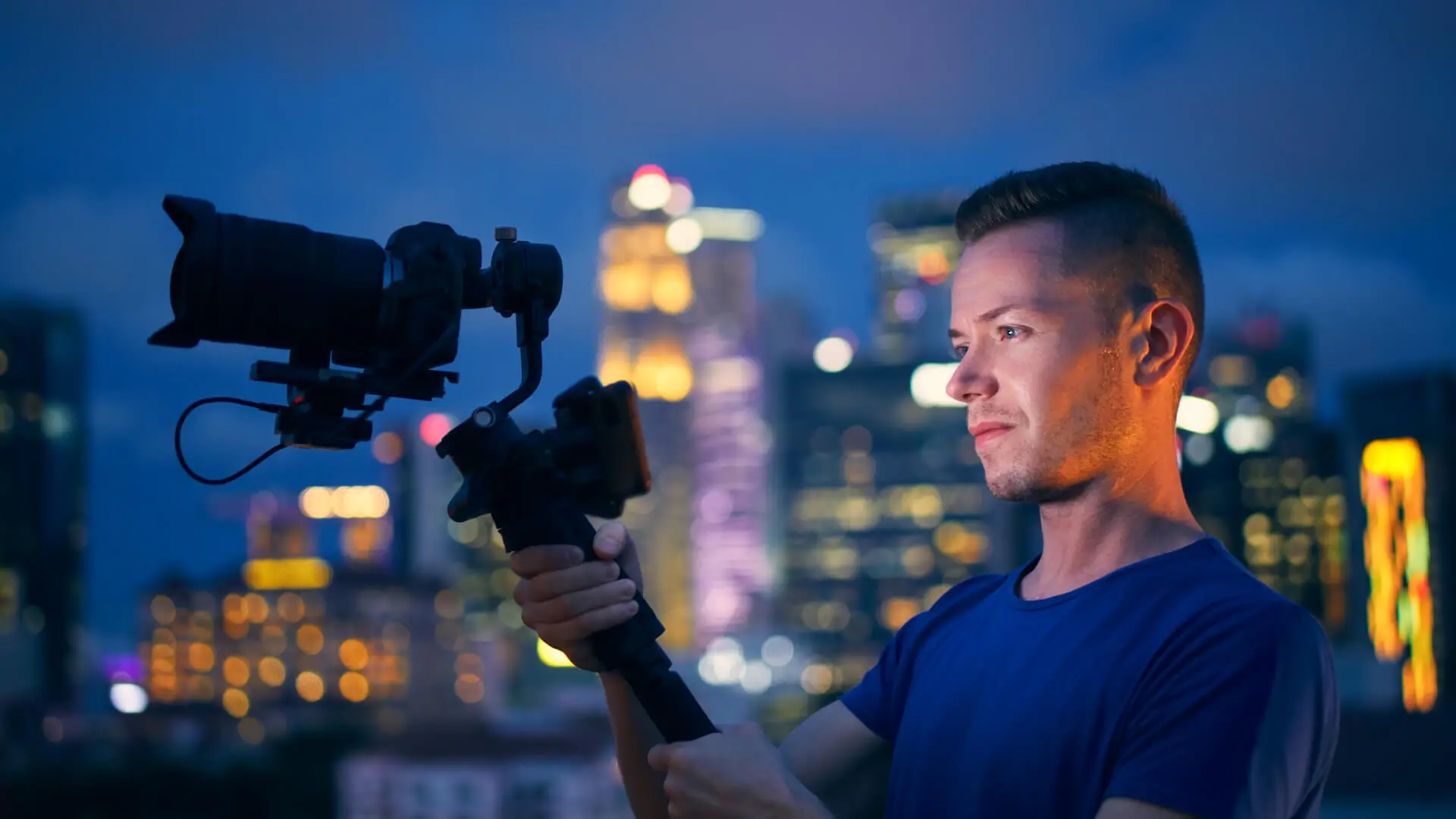 Real estate video camera operator in Miami