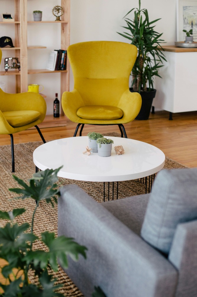 image d'une chaise jaune
