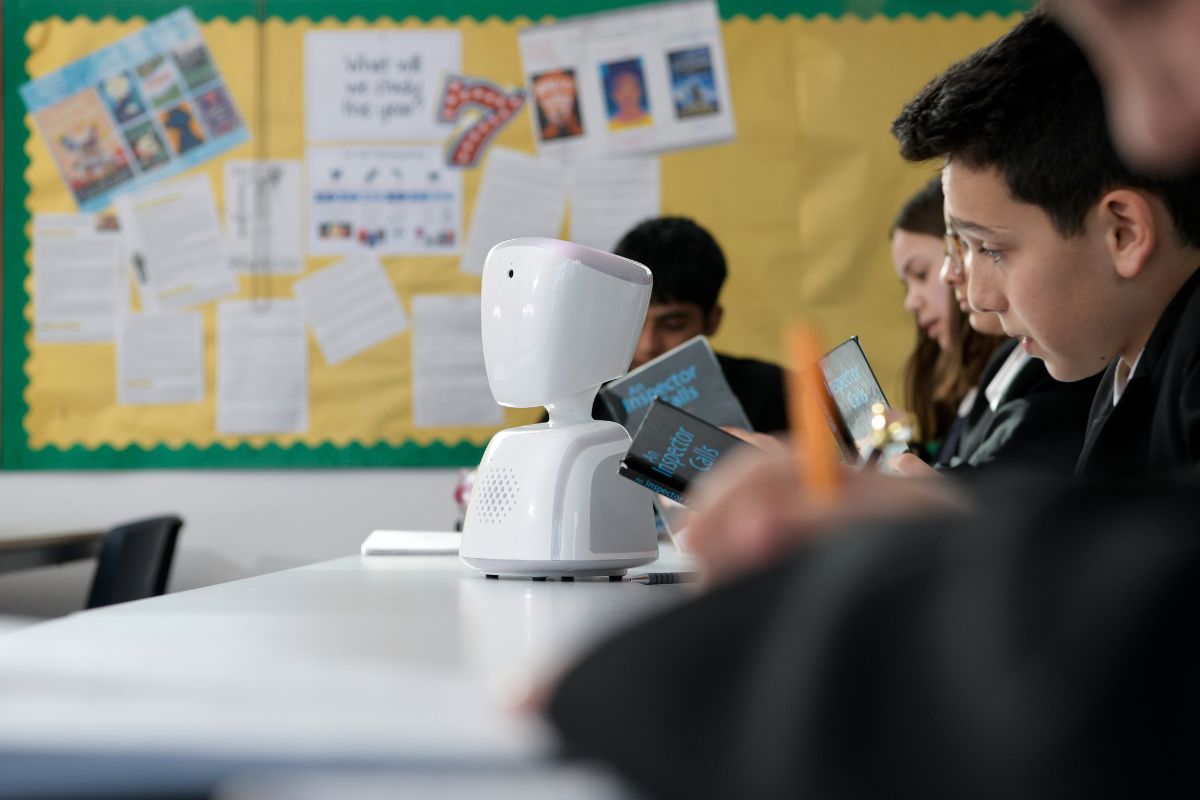 Safeguarding features