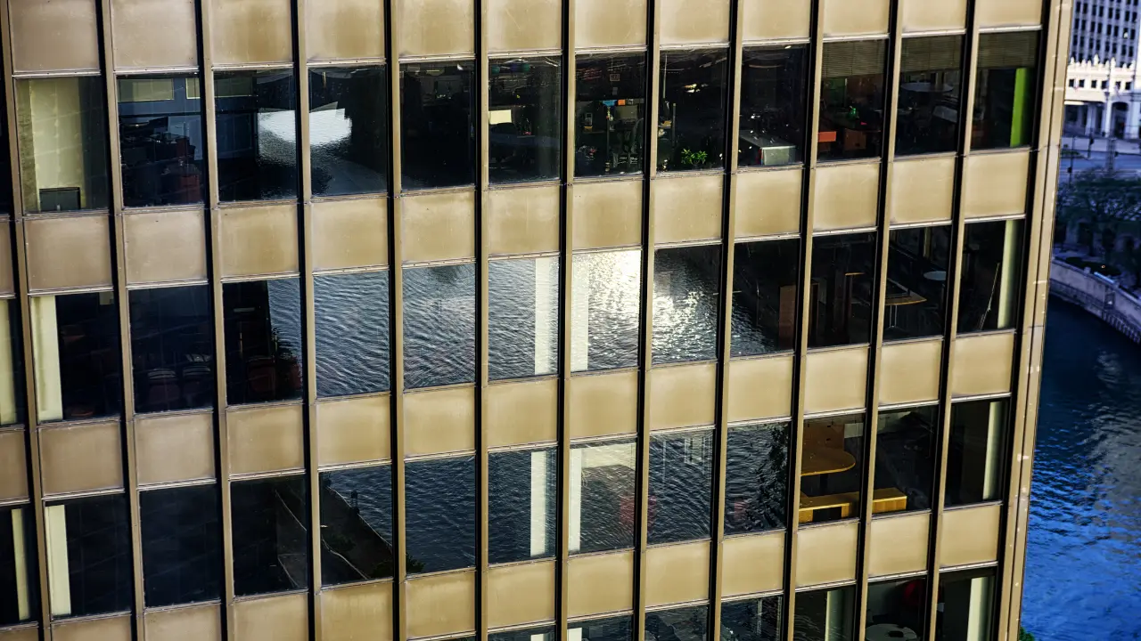 une tour d'un cabinet d'audit financier