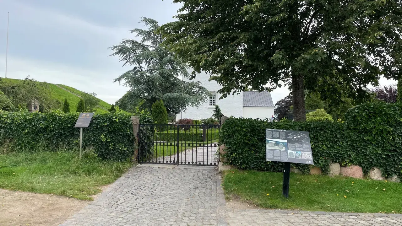 Welcome to a New Royal Dynasty