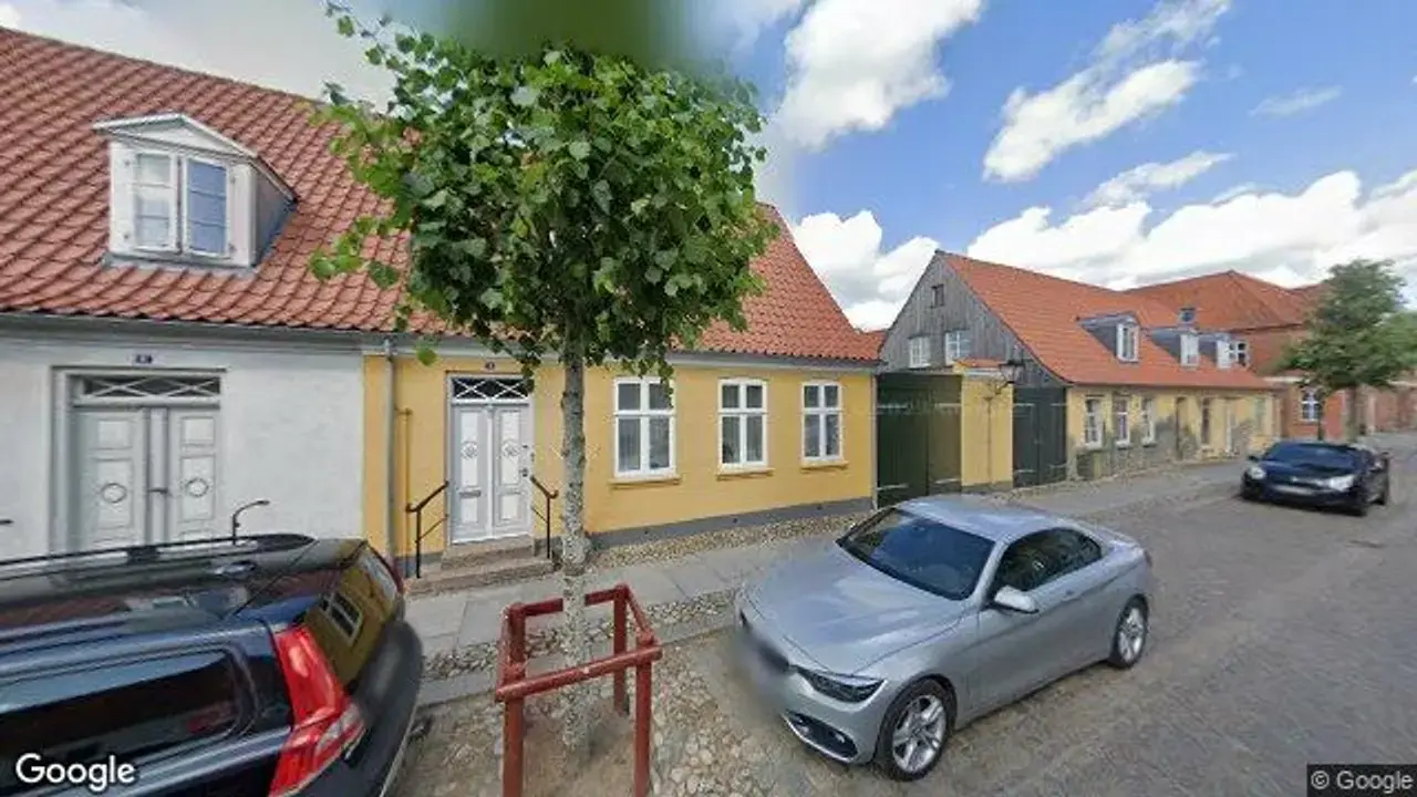 On the Way Back to the Sisters' House