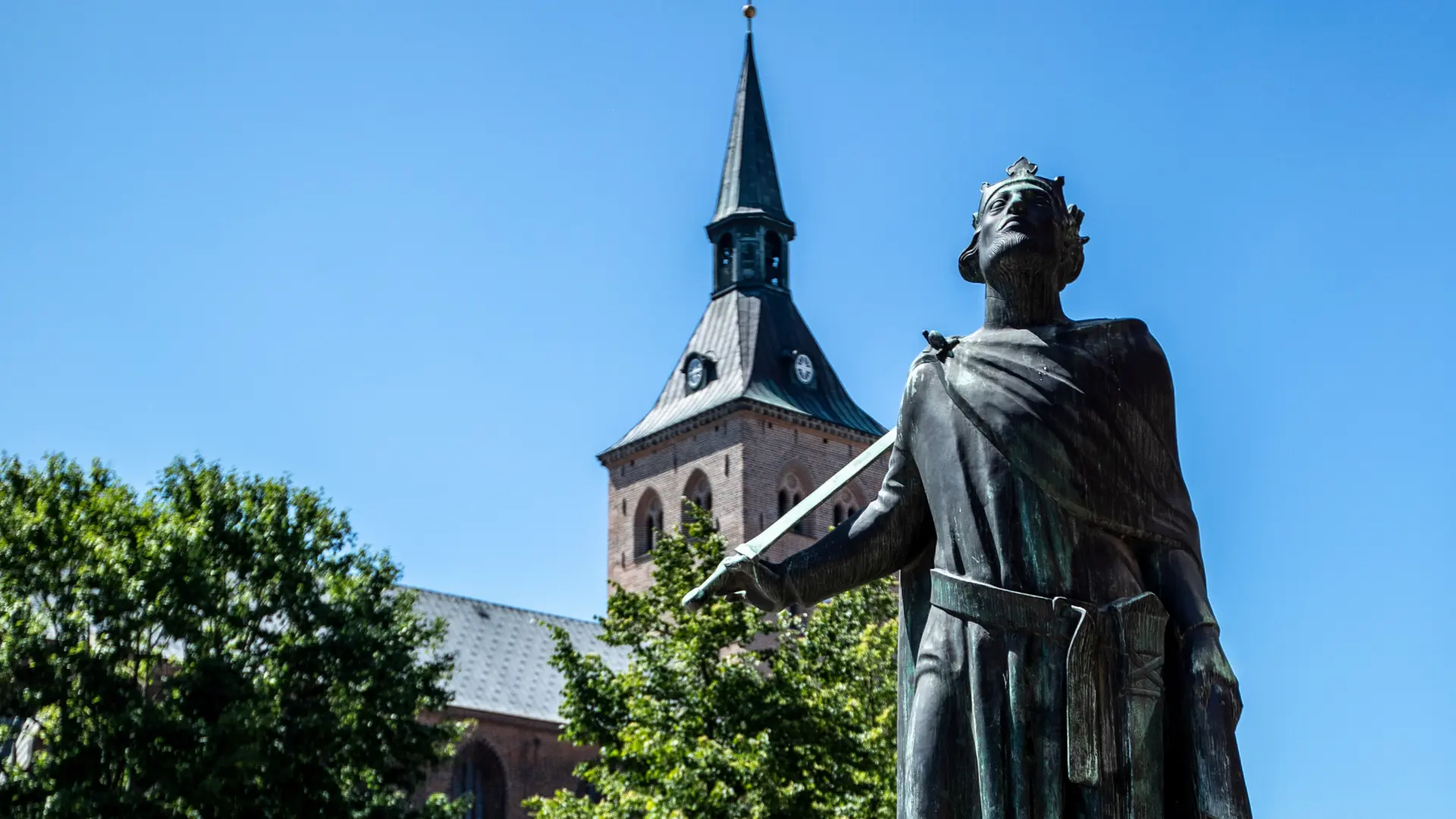 Statue af Knud