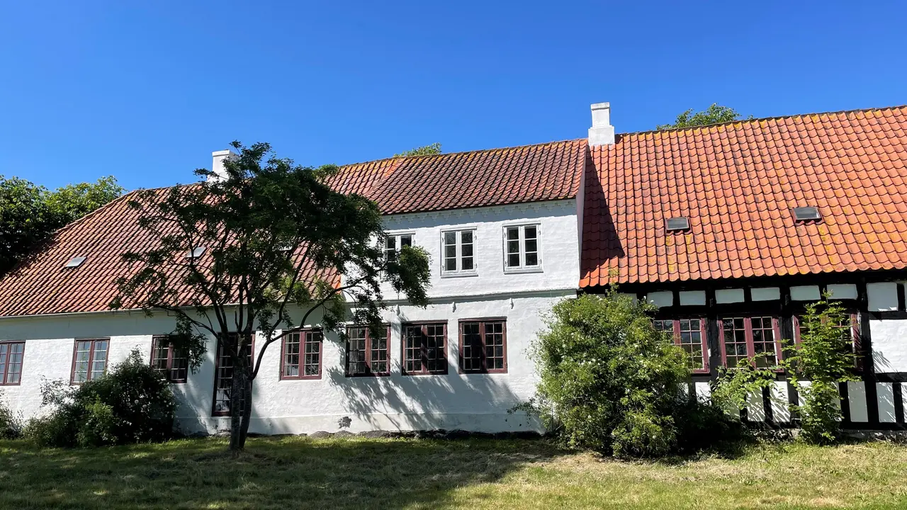 Sydporten og Aggersborggård