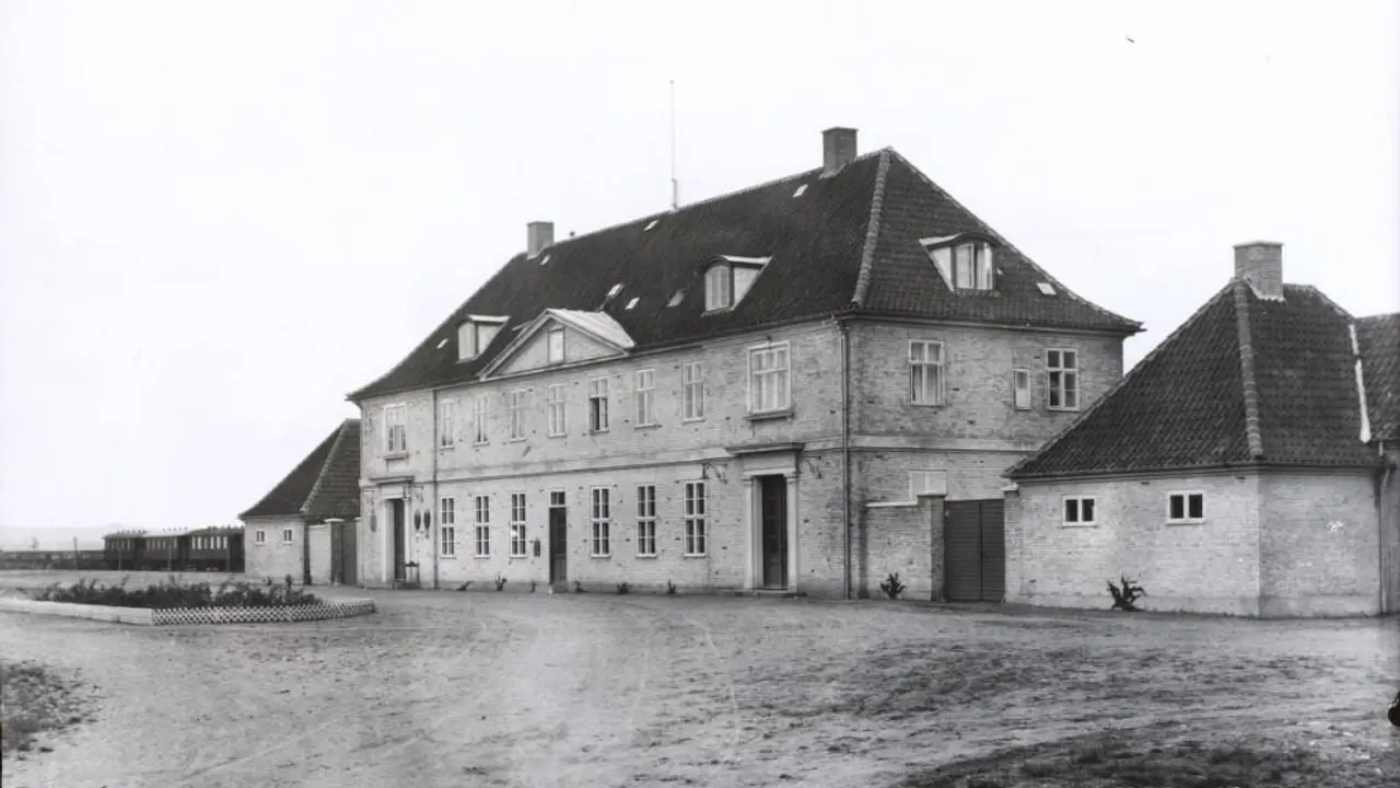 Bahnhofsgebäude