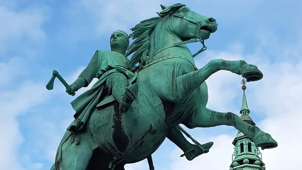 Absalon Statuen