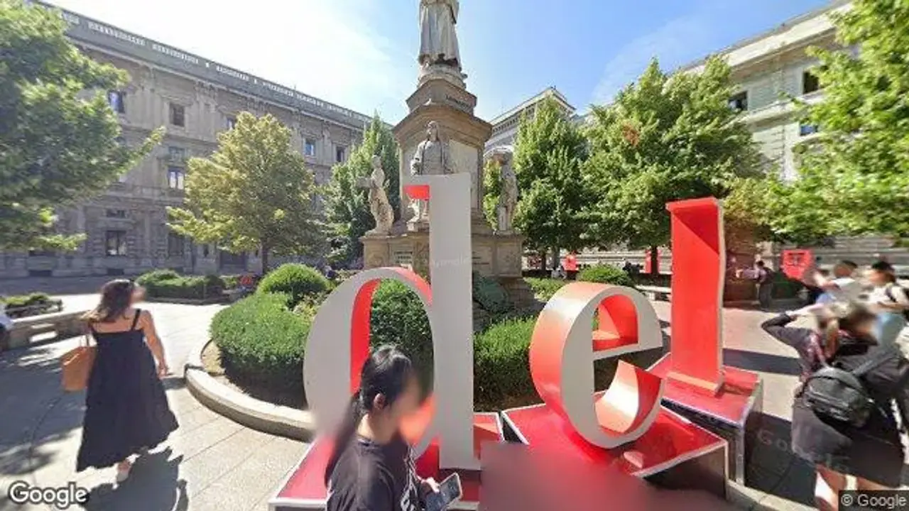 Statue af Leonardo da Vinci