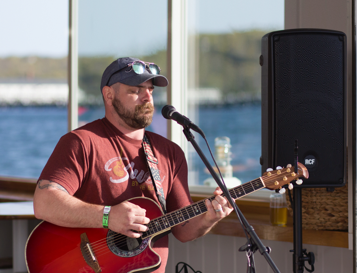 Live Music: Jay Schod
