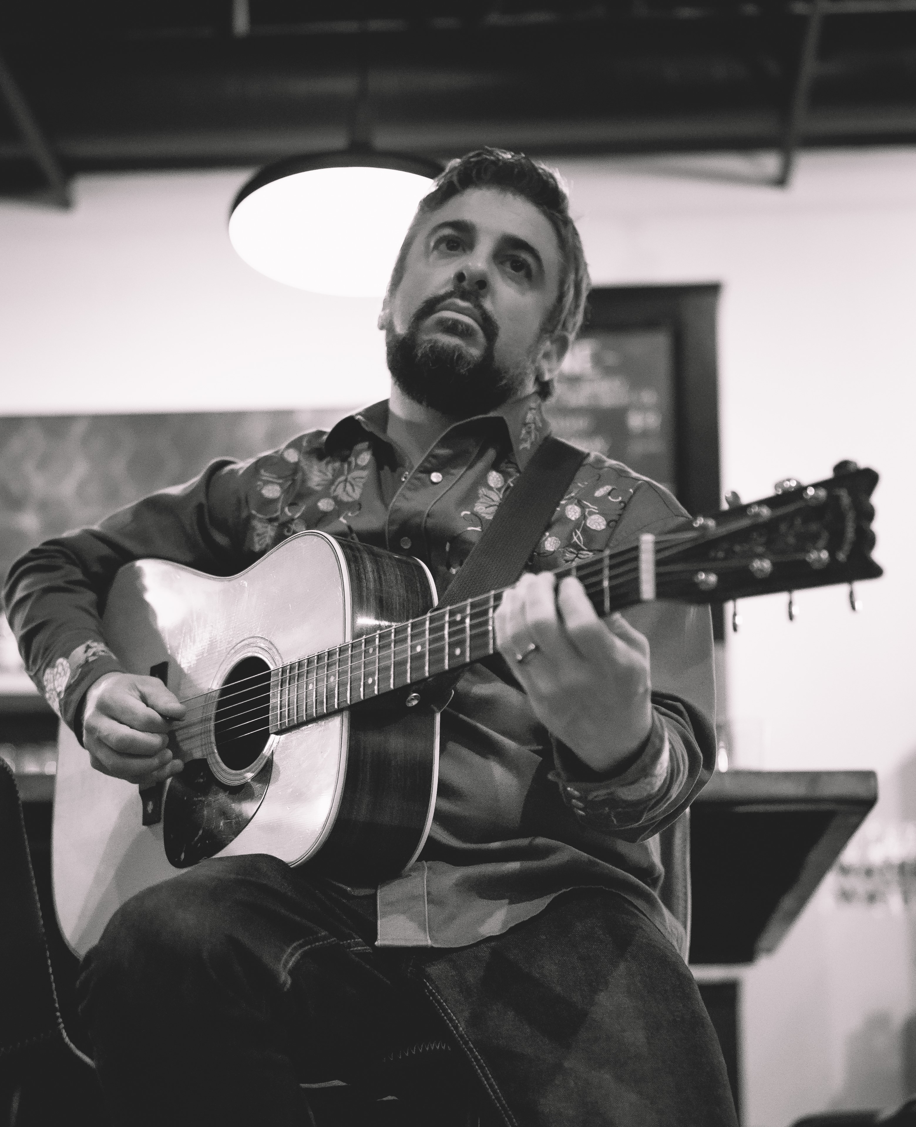 Live Music: Dan Carlucci