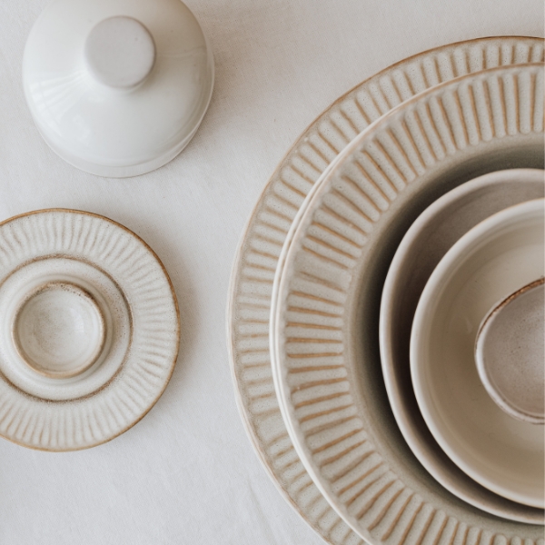 Ceramics & Crockery