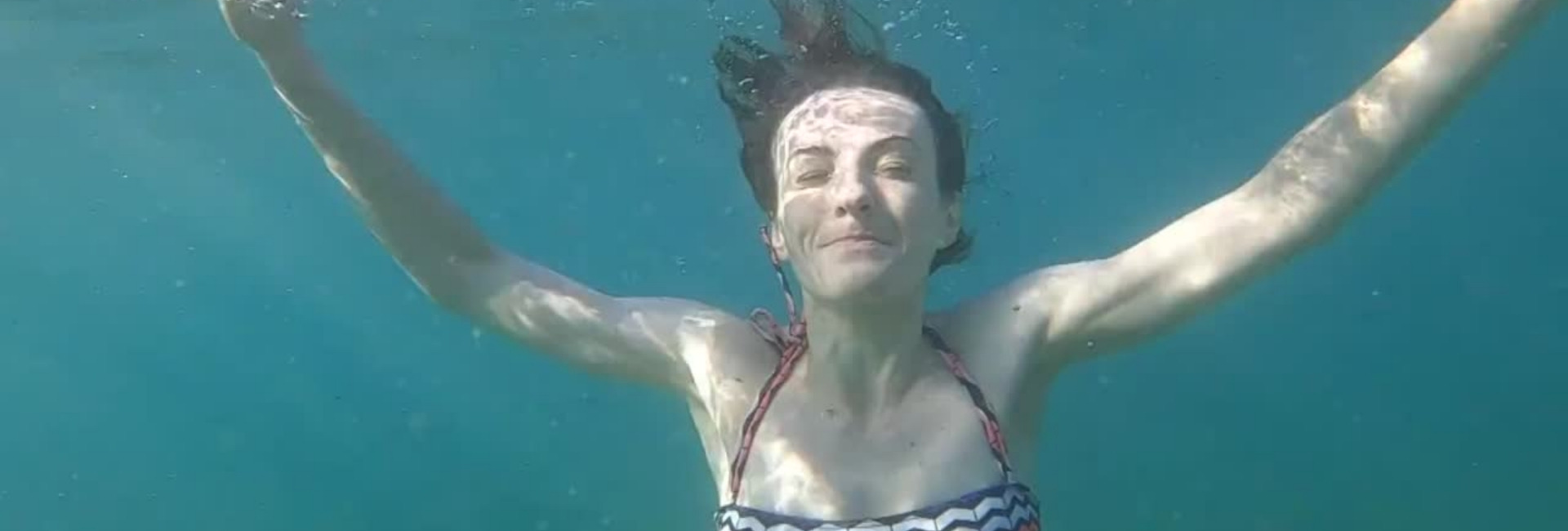 Organic water movement for performed Foley sound effects