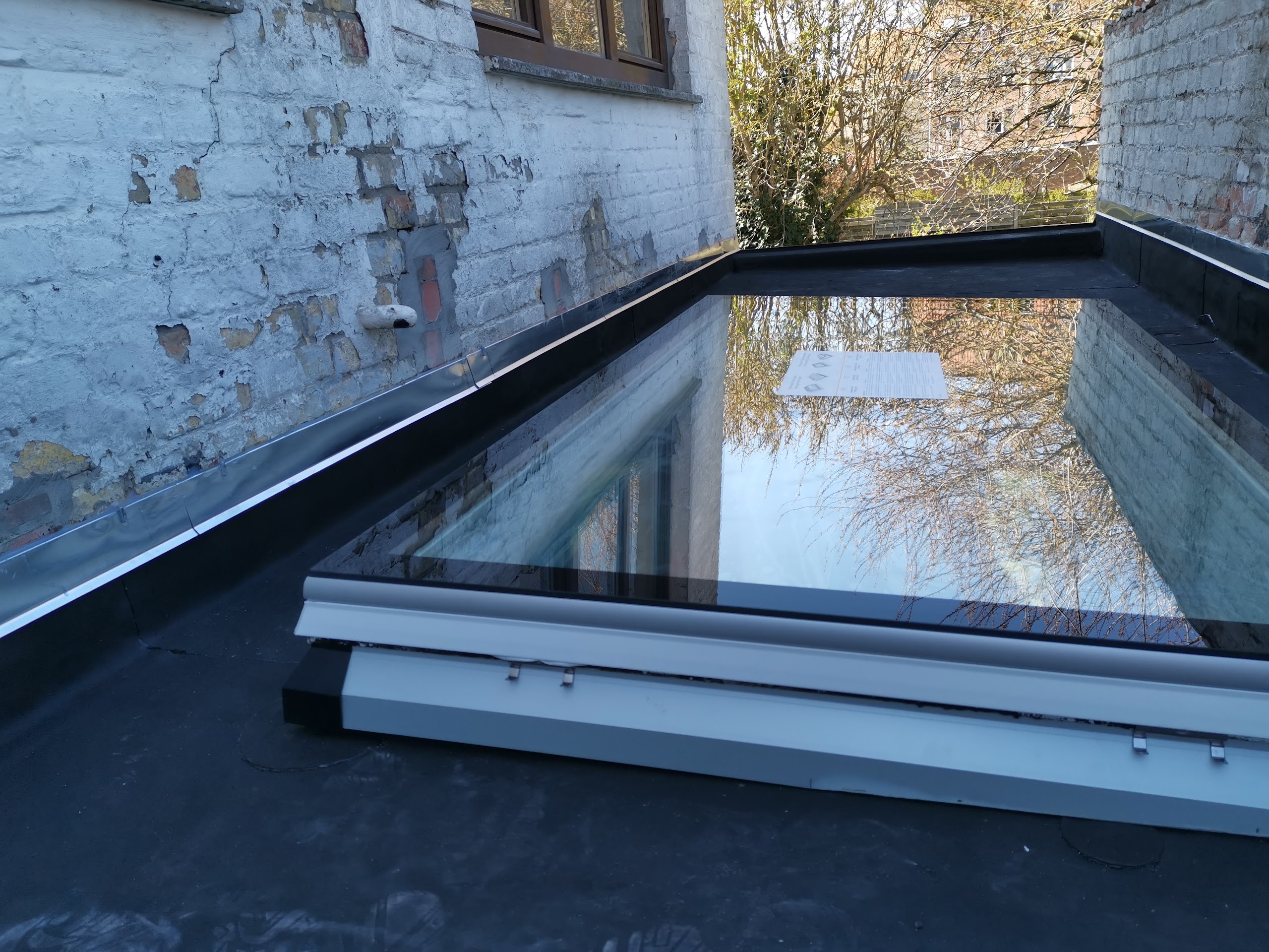 Oostende: Plat dak EPDM + Platglas koepel