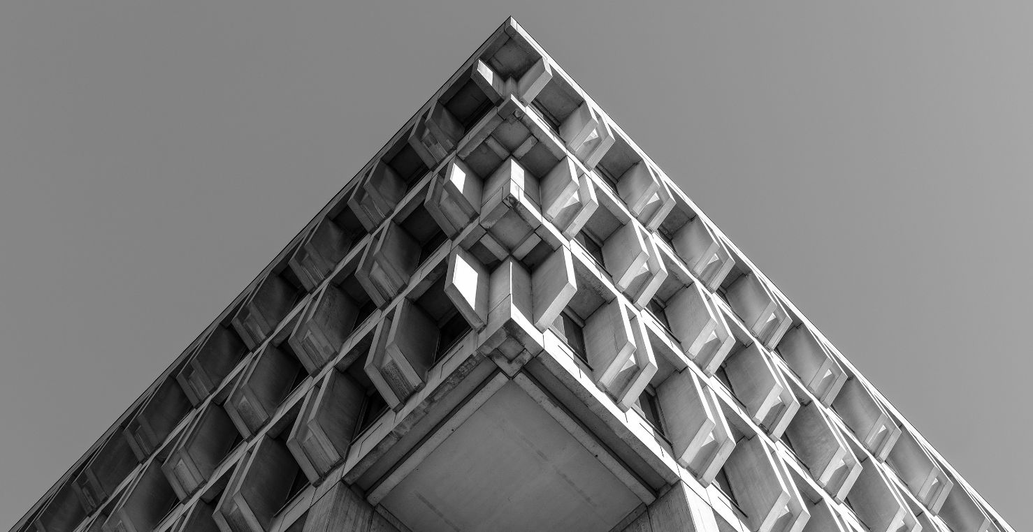 Brutalism trong UI - Từ phong cách thô ráp đến biểu tượng sáng tạo độc bản