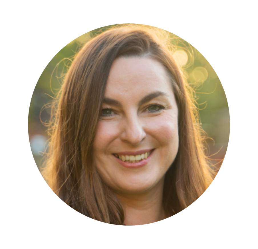 Founder of Ukrainian Social Club, originally from Lviv, Ukraine, Alina holds a PhD in Law and is a professional Classical Ballet dancer. Having lived in London since 2005, she has never lost connection with her home country. It is thanks to her passion for Ukrainian art and culture that Ukrainian Social Club is not just a place for Ukrainians to spend time together and get the help and advice they need.