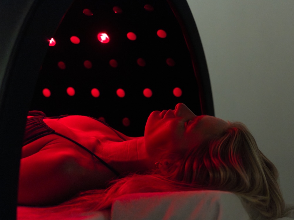 Infrared sauna dome recovery therapy at Revīvō