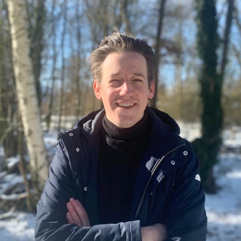 Travelbase — customer testimonial portrait