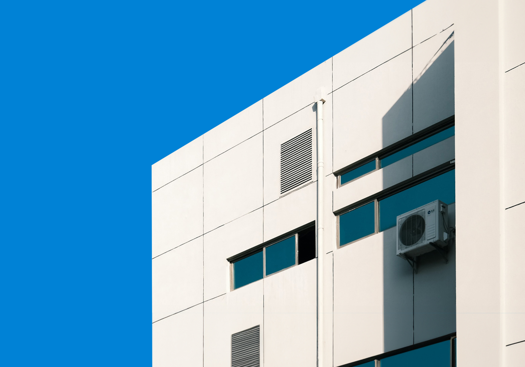 Commercial air conditioning installation