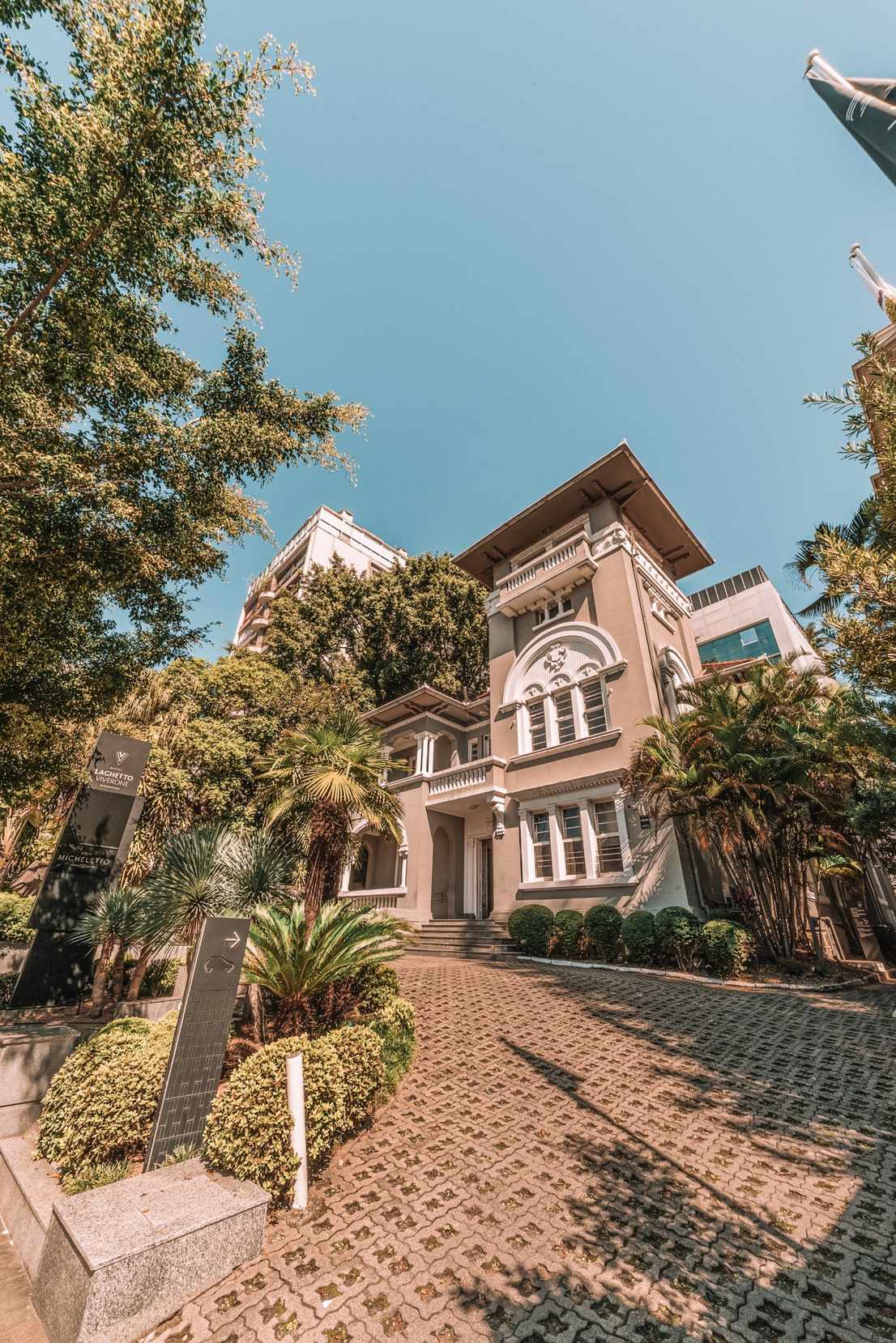 A casa dos Micheletto: a história do casarão que abriga o hotel Laghetto Moinhos