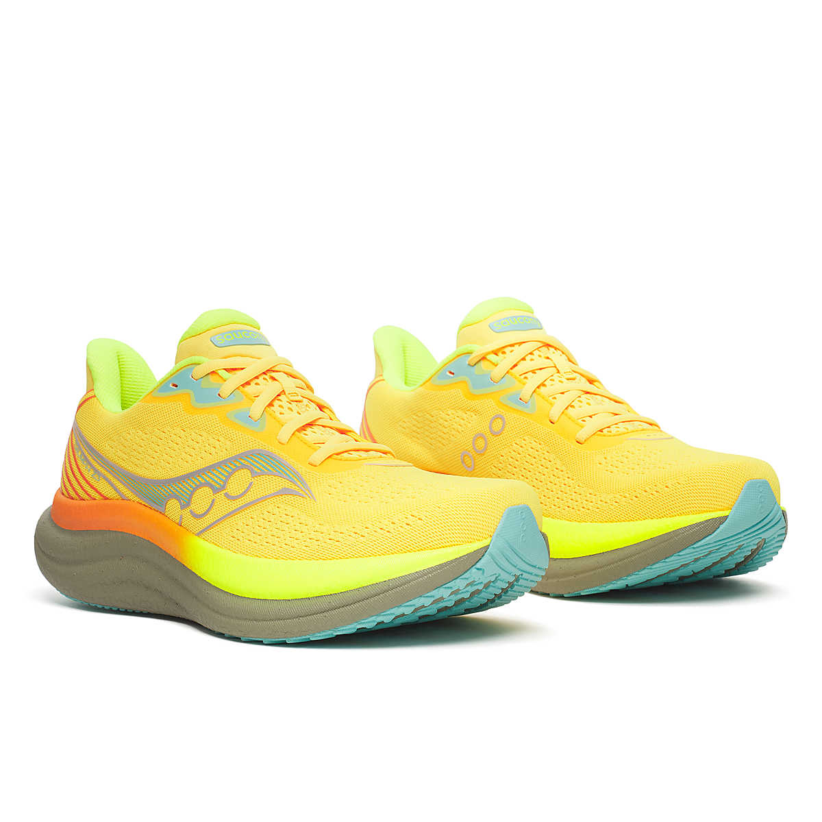 Saucony Triumph 23 – L’amorti ultime pour vos longues distances Confort, douceur et stabilité : la Saucony Triumph 23 est pensée pour les coureurs en quête de soutien et de plaisir sur toutes les distances. Avec sa mousse PWRRUN+ et sa tige soignée, elle transforme chaque sortie en moment de confort.