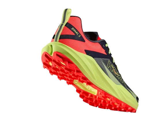 La HOKA Zinal 3 est une chaussure de trail légère et dynamique conçue pour les coureurs en quête de vitesse. Agile, réactive et proche du terrain, elle excelle sur les sentiers techniques, les entraînements rapides et les compétitions de courte à moyenne distance.