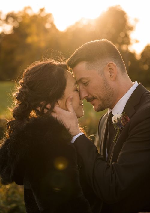 Groom kissing bride, columbus ohio