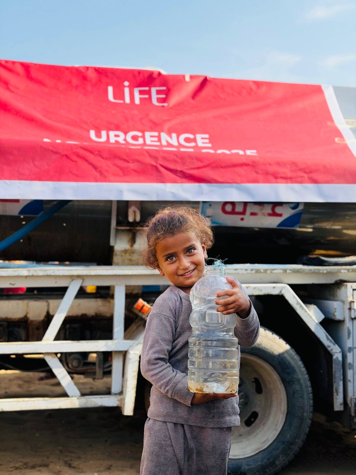 Boulangerie humanitaire LIFE préparant 10 000 pains par jour pour lutter contre la famine. Cagnotte gaza