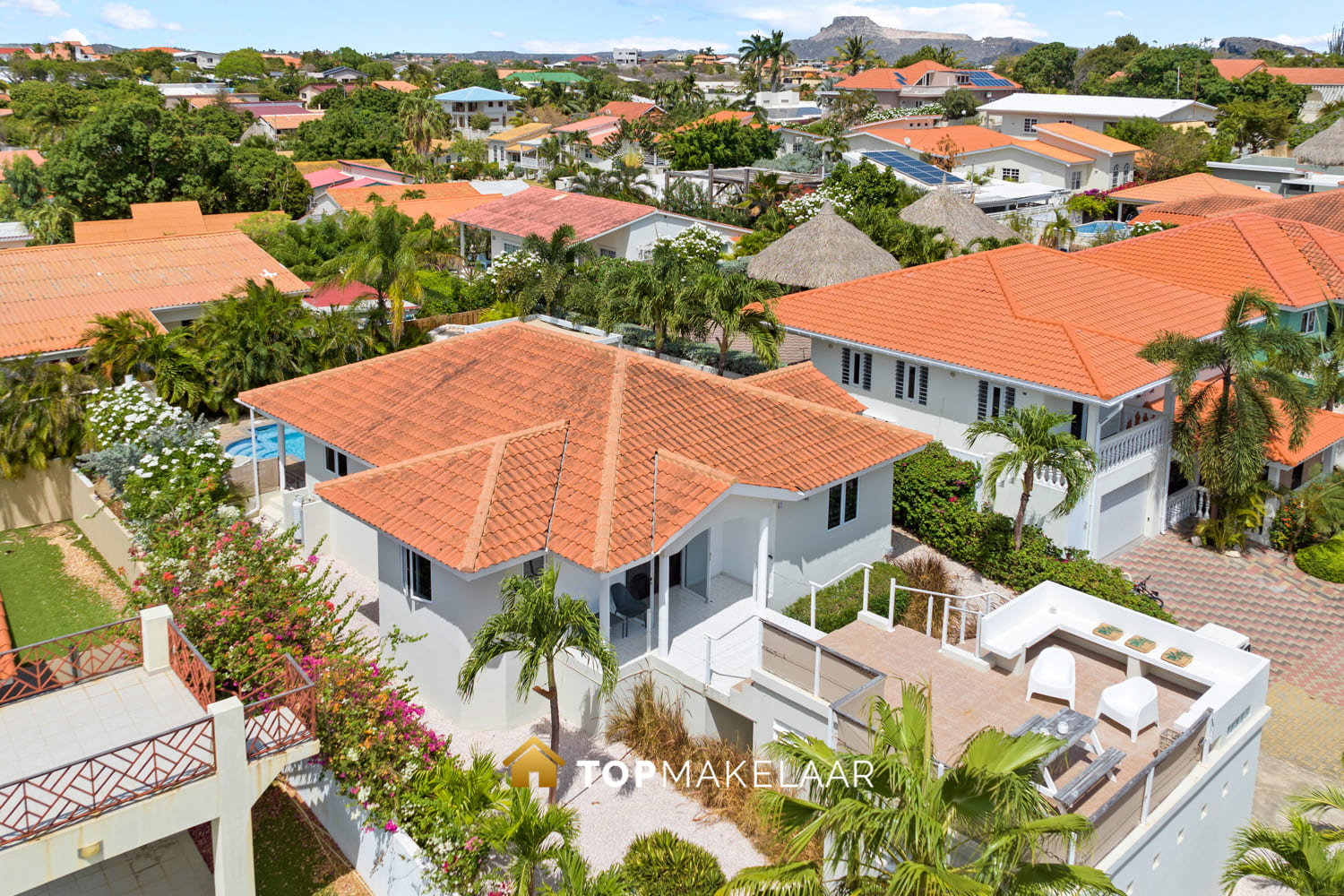 Villa op één van de hoogste kavels van Marbella Estate