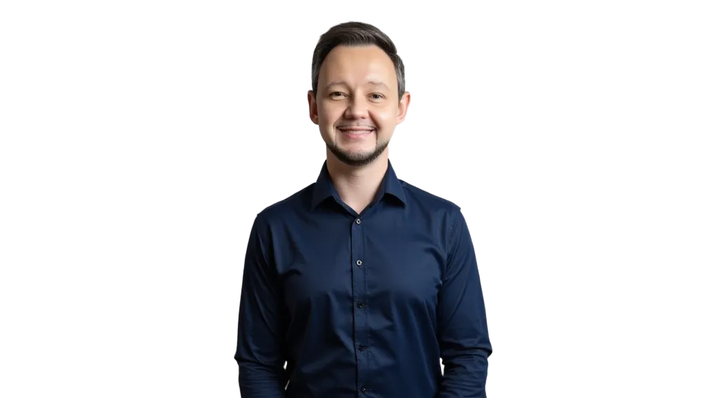 Thoki Gründer Thomas Kirschner lächelt in die Kamera und ist für Fragen da. Einfach 15 min Quick Call anfragen