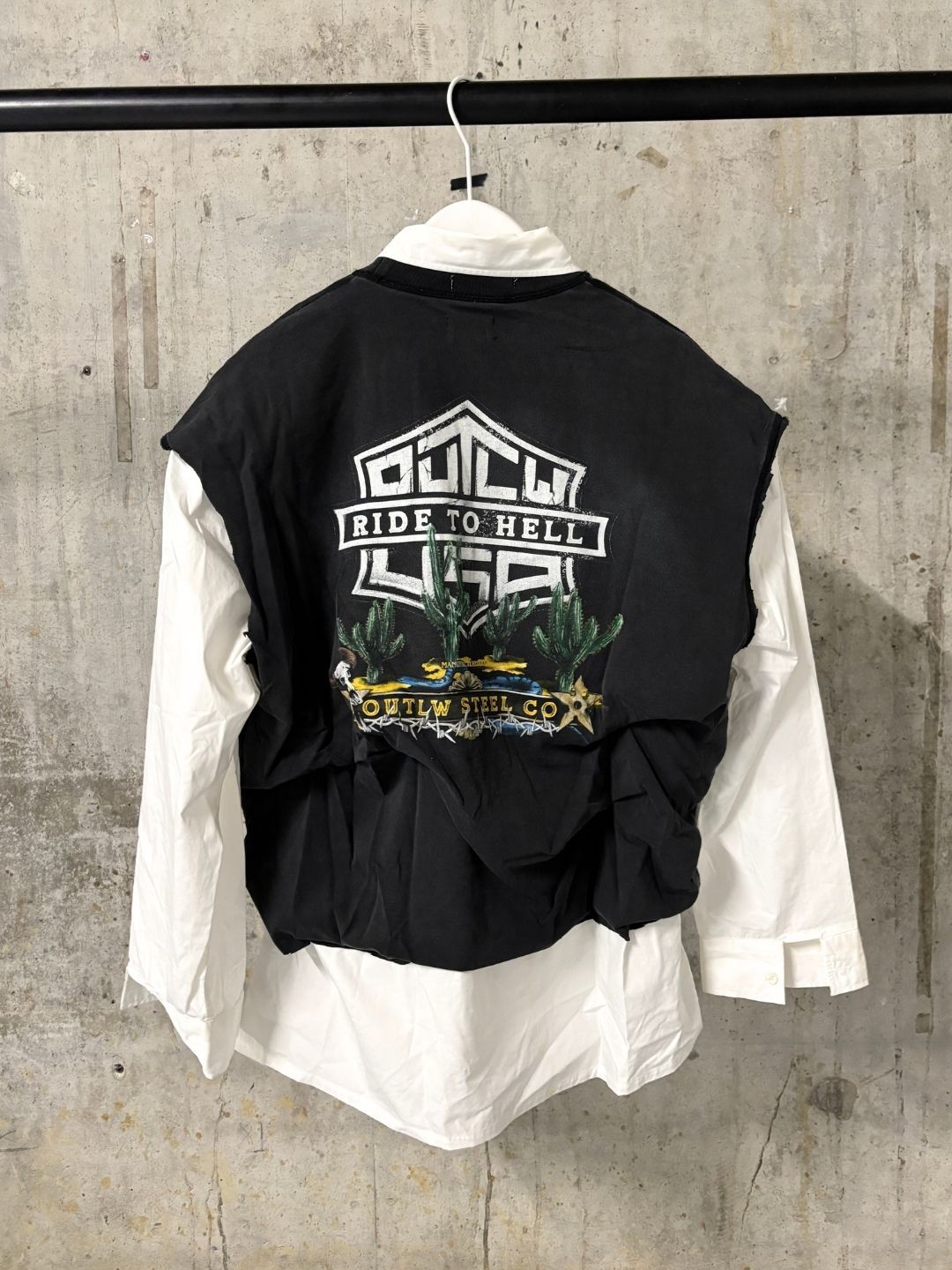 “CUNTRY CONFERENCE” SHIRT 