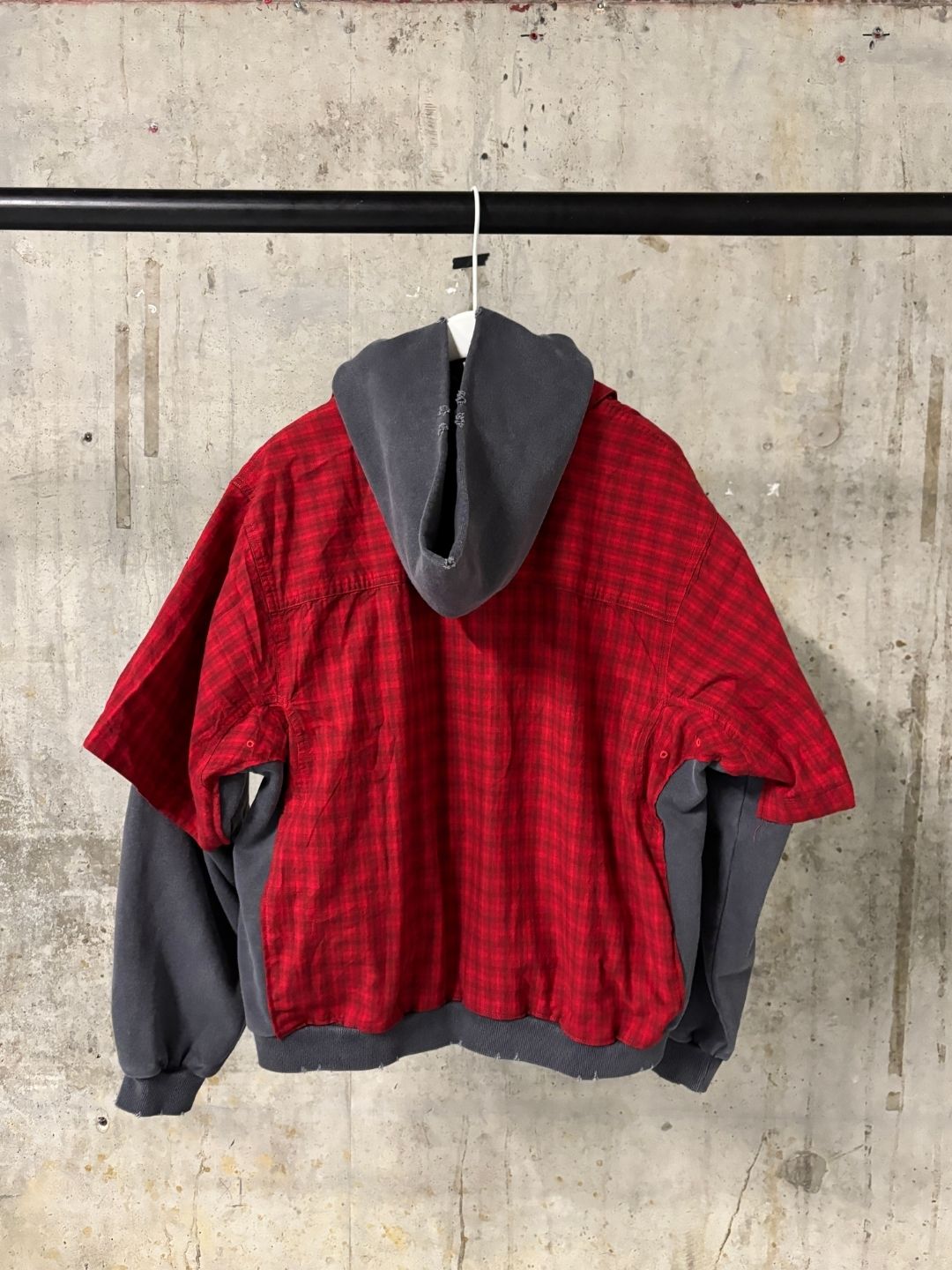 “BLOODBOURNE” FLANNEL HOODIE