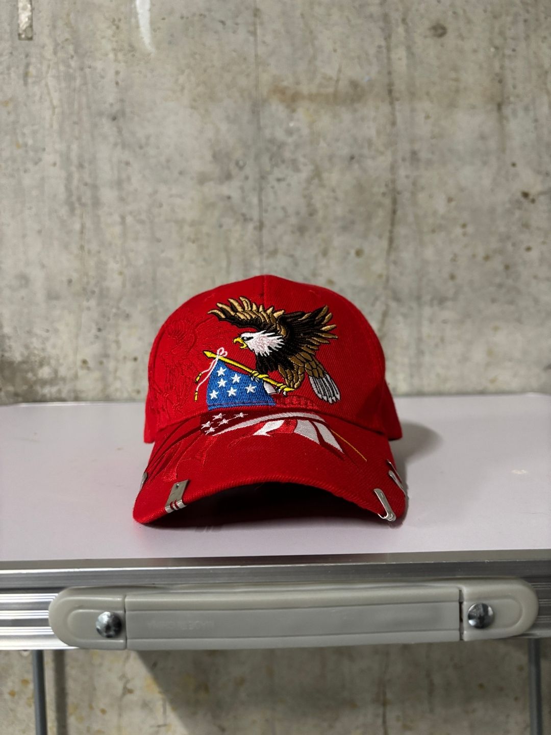 “RED CUNTRY” CAP