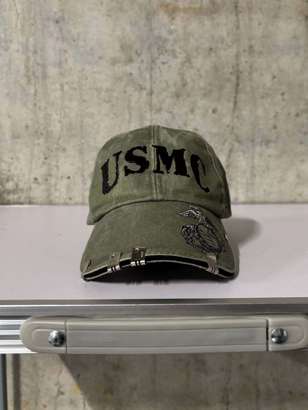 “U.S. MAD CUNTRY” VINTAGE CAP