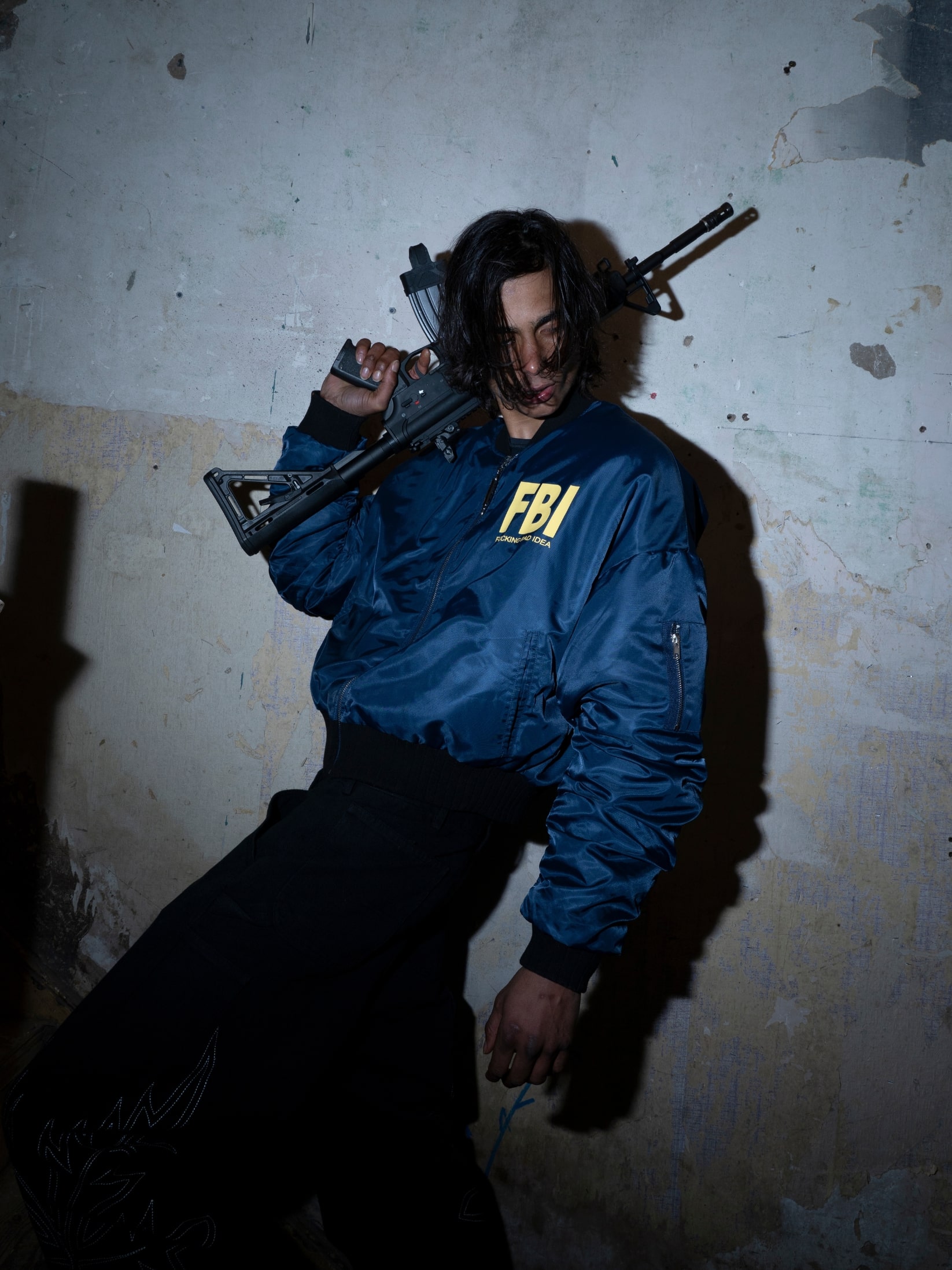 Reversible "FBI" Bomber
