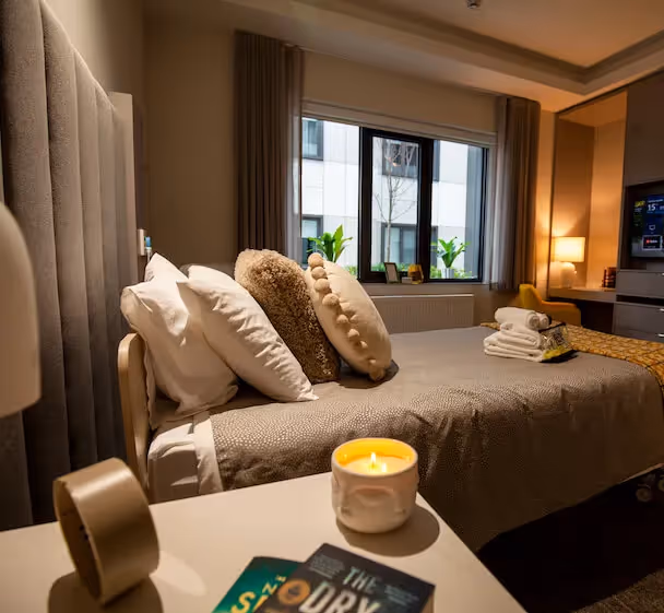 Fully furnished Oxa Care bedroom