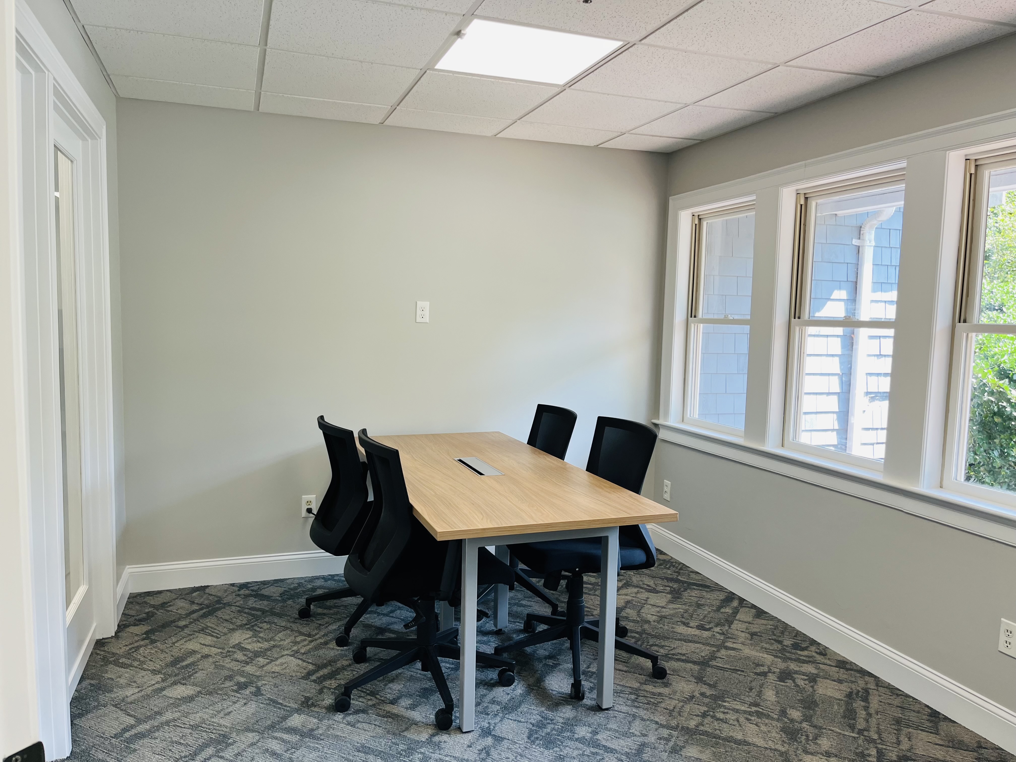 Your search for a great office space is over! Simply choose with office you think will most help your business or the service that you provide, and then contact us!