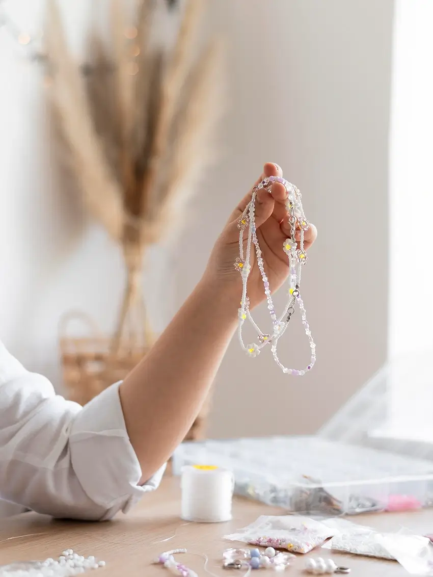 плетіння браслетів київ