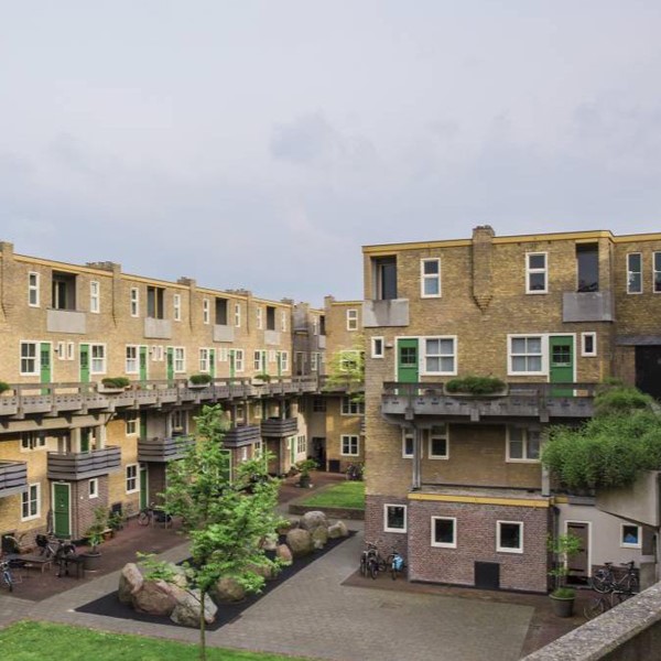 Justus van Effen complex