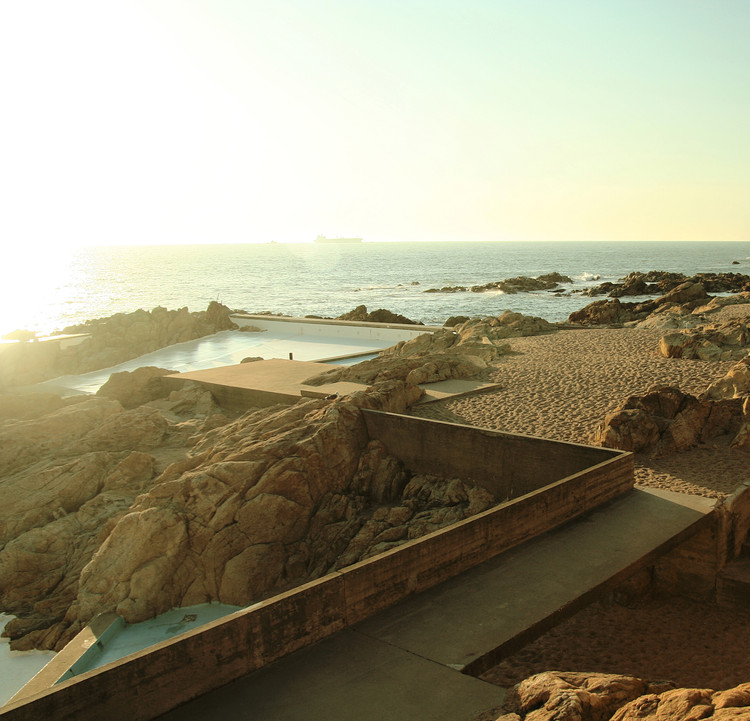 Leça Swimming Pool