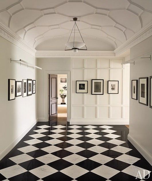 2025 Interior Trend Panelled Walls