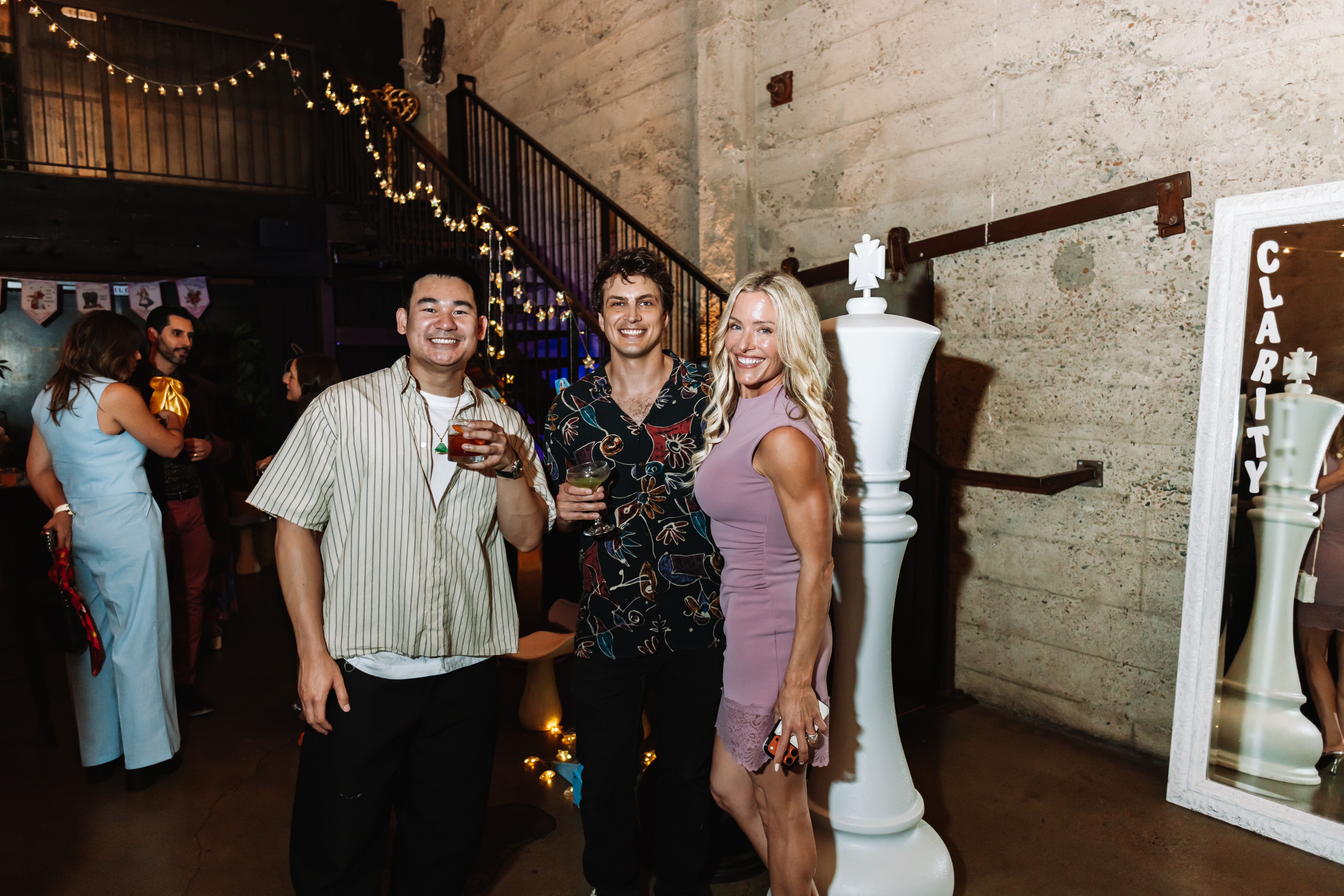 beyond-the-looking-glass-image-14