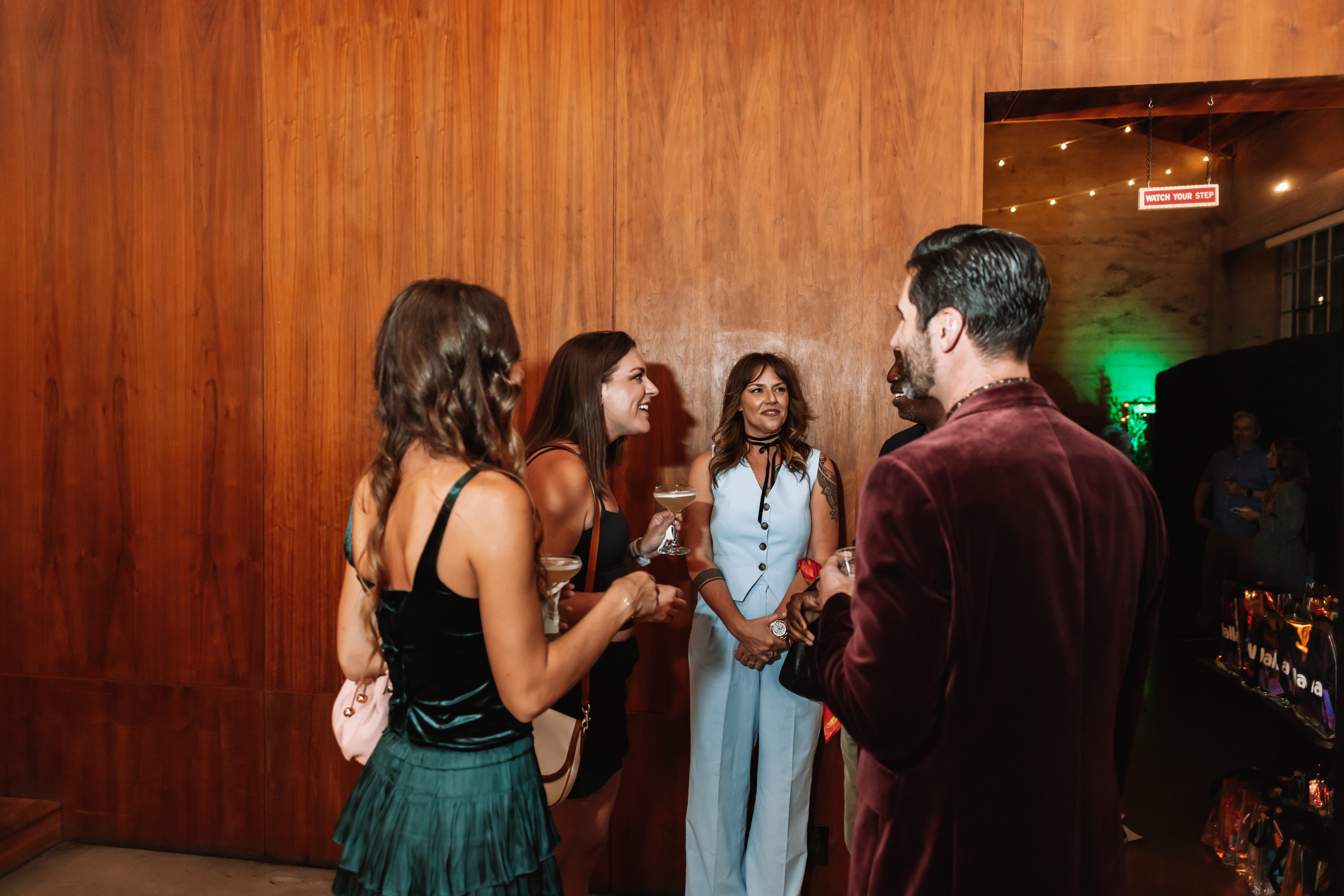 beyond-the-looking-glass-image-43