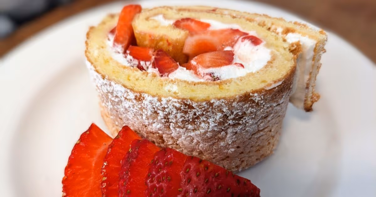 Green Heart Garden | Recipe - Strawberry Shortcake Roll