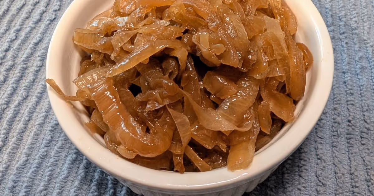 Green Heart Garden | Recipe - Slow Cooker Caramelized Onions