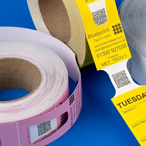 Metal detectable food production labels and tags suitable for use in cold freezer temperatures or in ambient temperatures