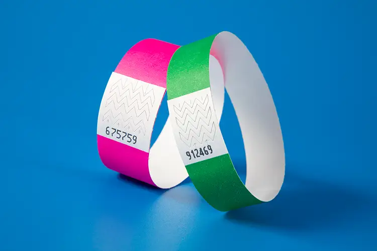 19mm and 25mm wristbands for security and event entrance monitoring