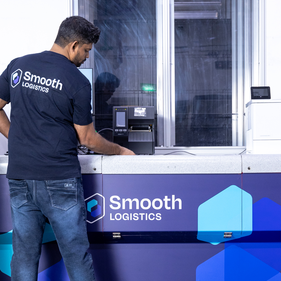 Smooth Logistics hero image