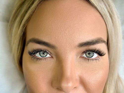 Natural Beauty: Tips for Enhancing Your Natural Features