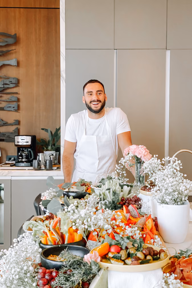 Tom Tarsiguel à ses débuts en tant que cuisinier indépendant